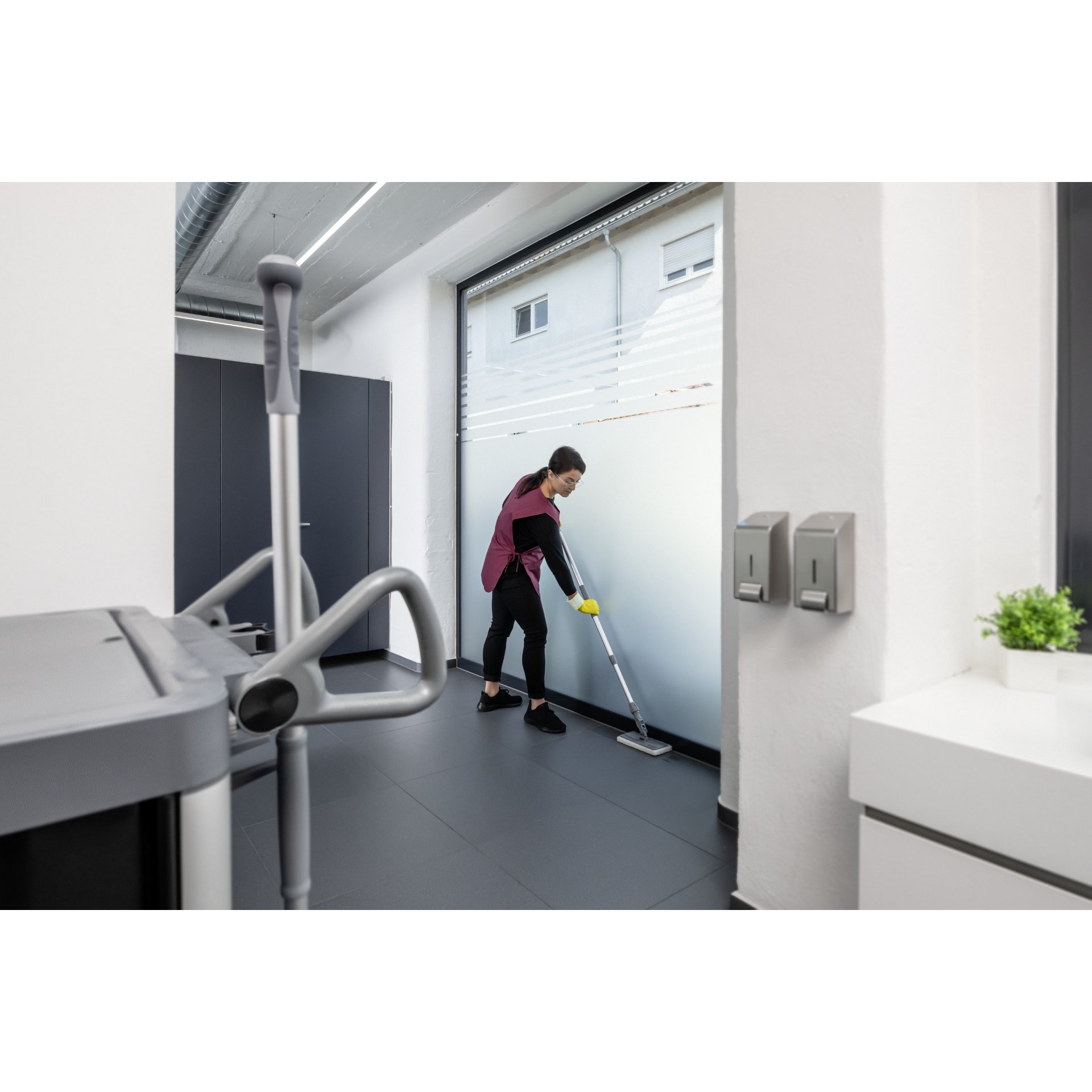 Kärcher Reinigungswagen FM ExpertPro 100/ W Tp