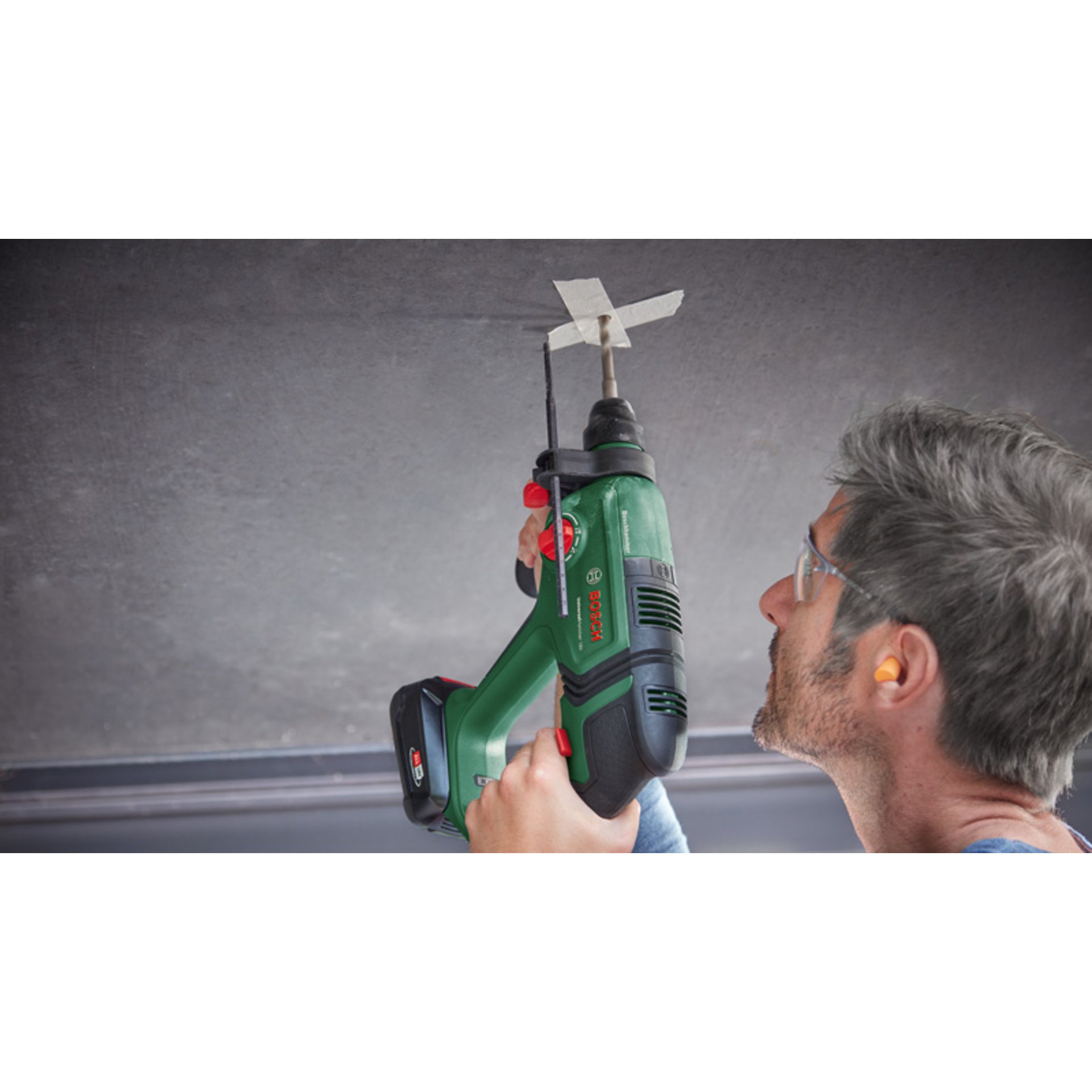 Akku-Bohrhammer UniversalHammer 18V, im Karton