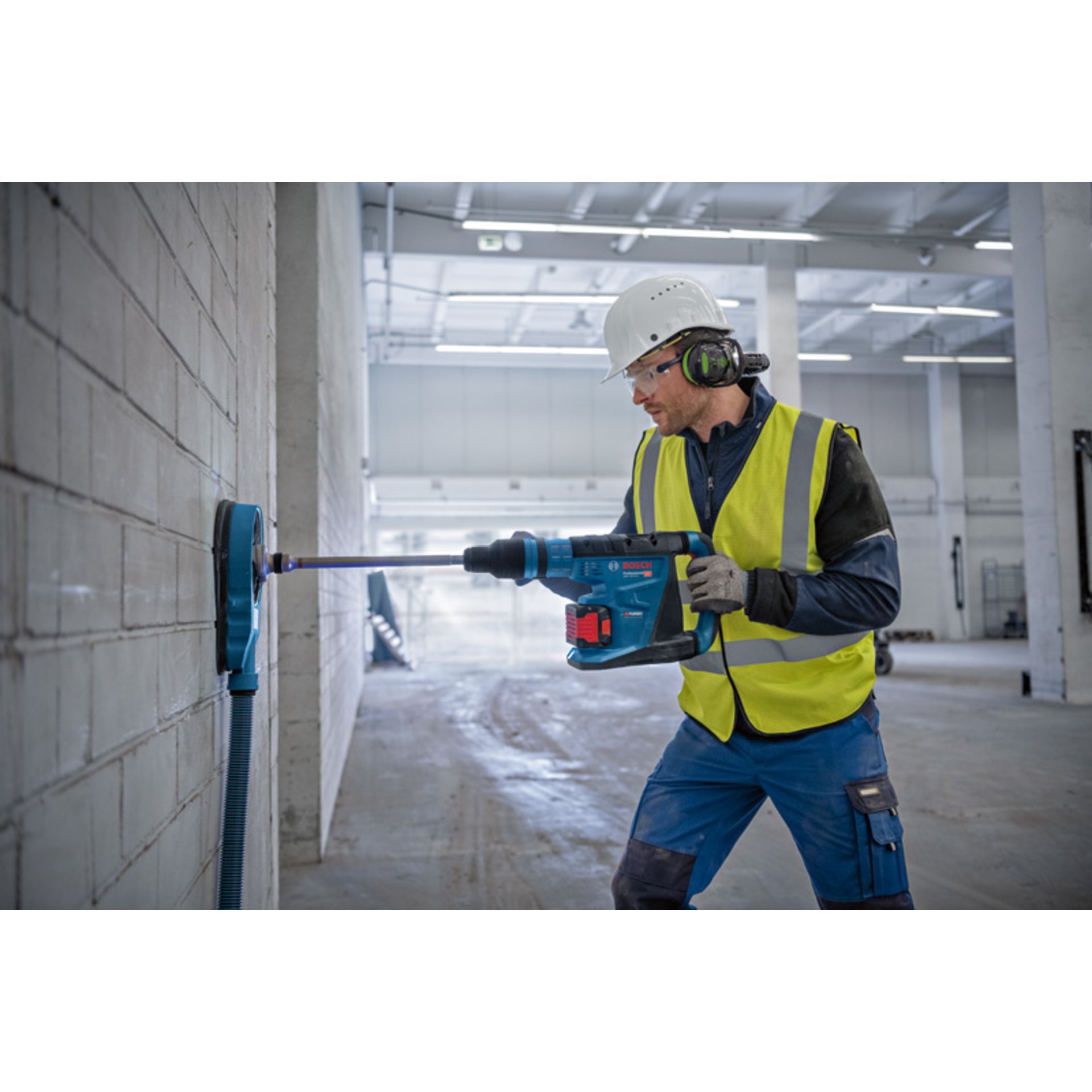 Akku-Bohrhammer mit SDS max GBH 18V-40 C, 2 x Akku ProCORE18V 8.0Ah in XL-BOXX