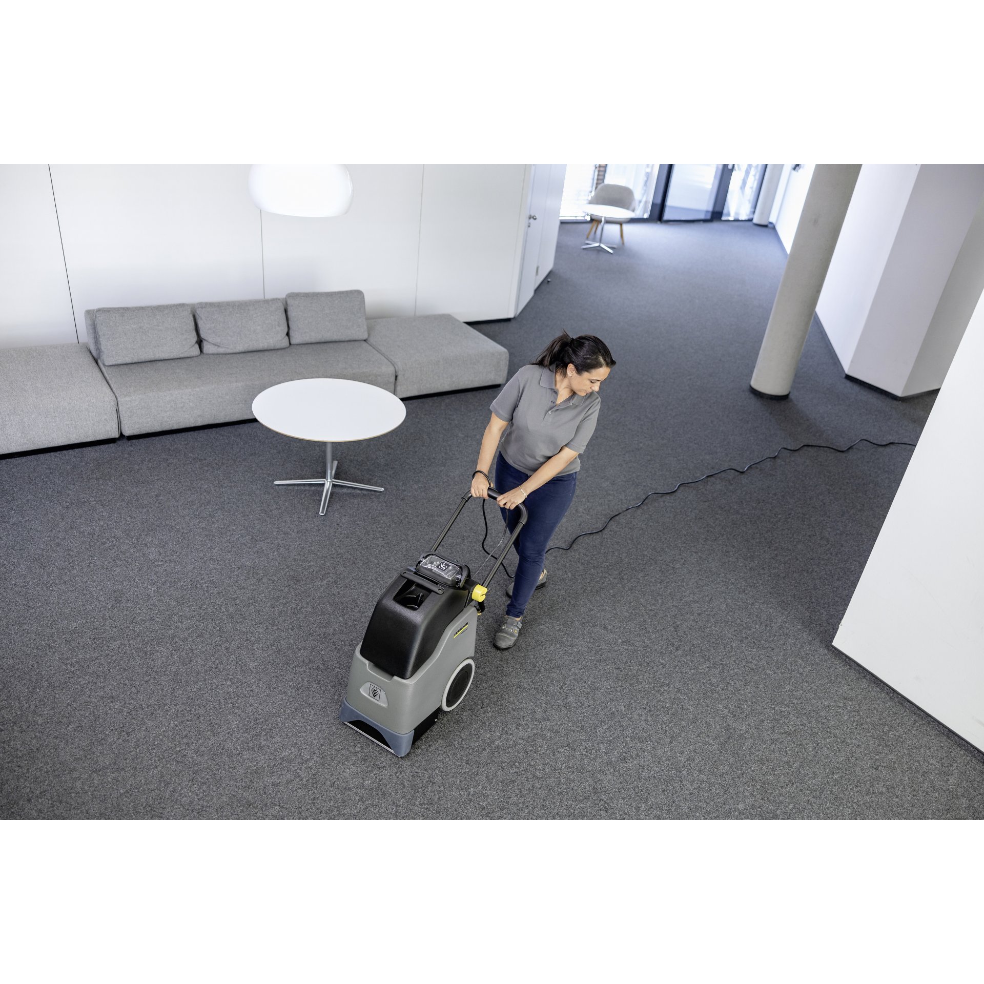 Kärcher Teppichreinigungsautomat BRC 30/15 C