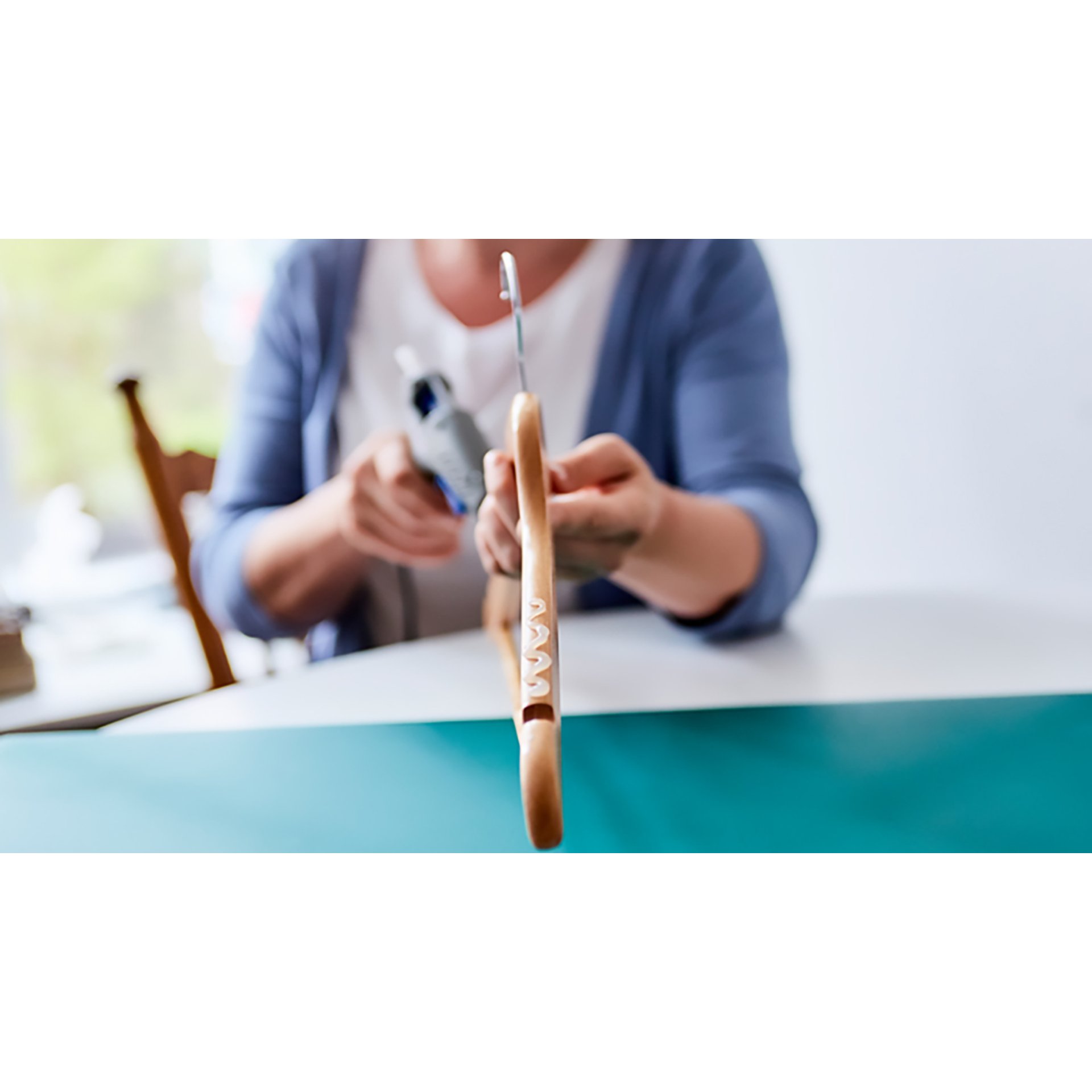 DREMEL® Heißklebepistole 910-3 Kompaktwerkzeug (165 °C) mit 3 Zubehöre