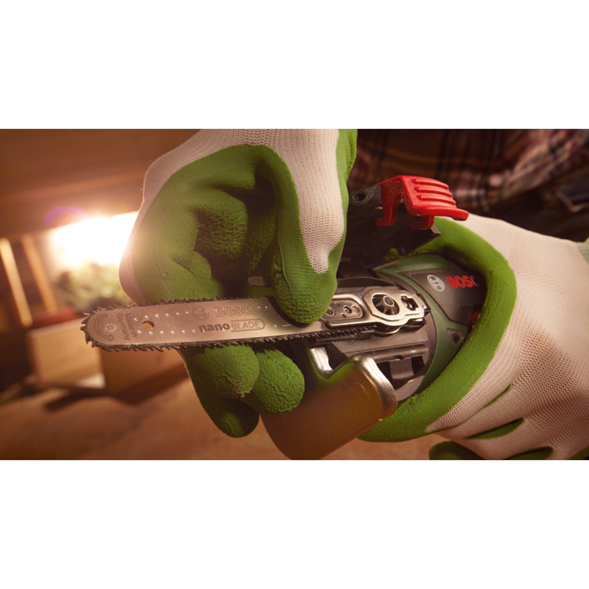 Akku-Säge EasyCut 12 mit NanoBlade-Technologie, 1 x PBA 12V 2.0 Ah Akku