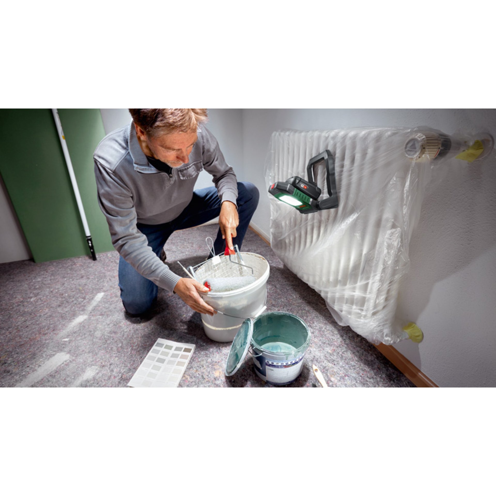Akku-LED-Arbeitsleuchte UniversalWorkLight 18V-2100