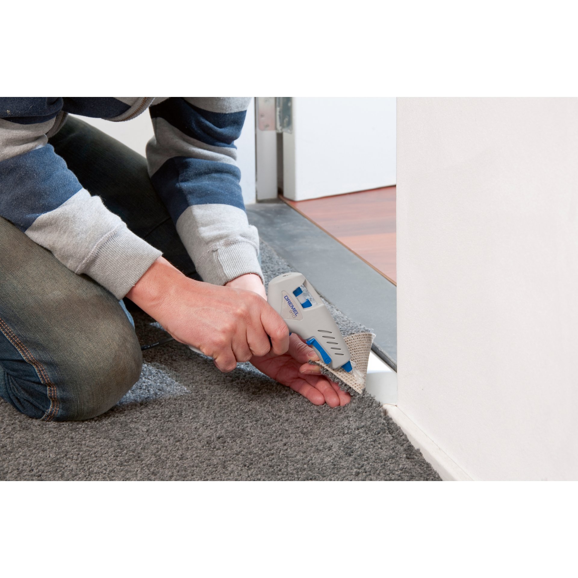 DREMEL® Heißklebepistole 910-3 Kompaktwerkzeug (165 °C) mit 3 Zubehöre