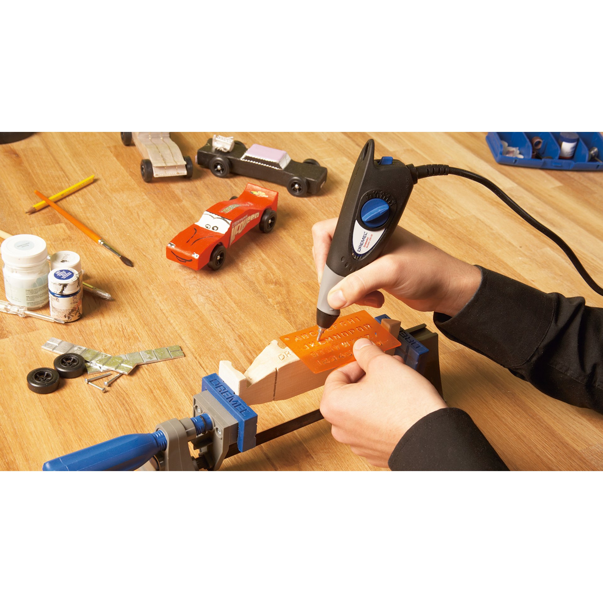 DREMEL® Gravierer 290-3 Hobby (35 W) mit 3 Zubehöre, 4 Designschablonen