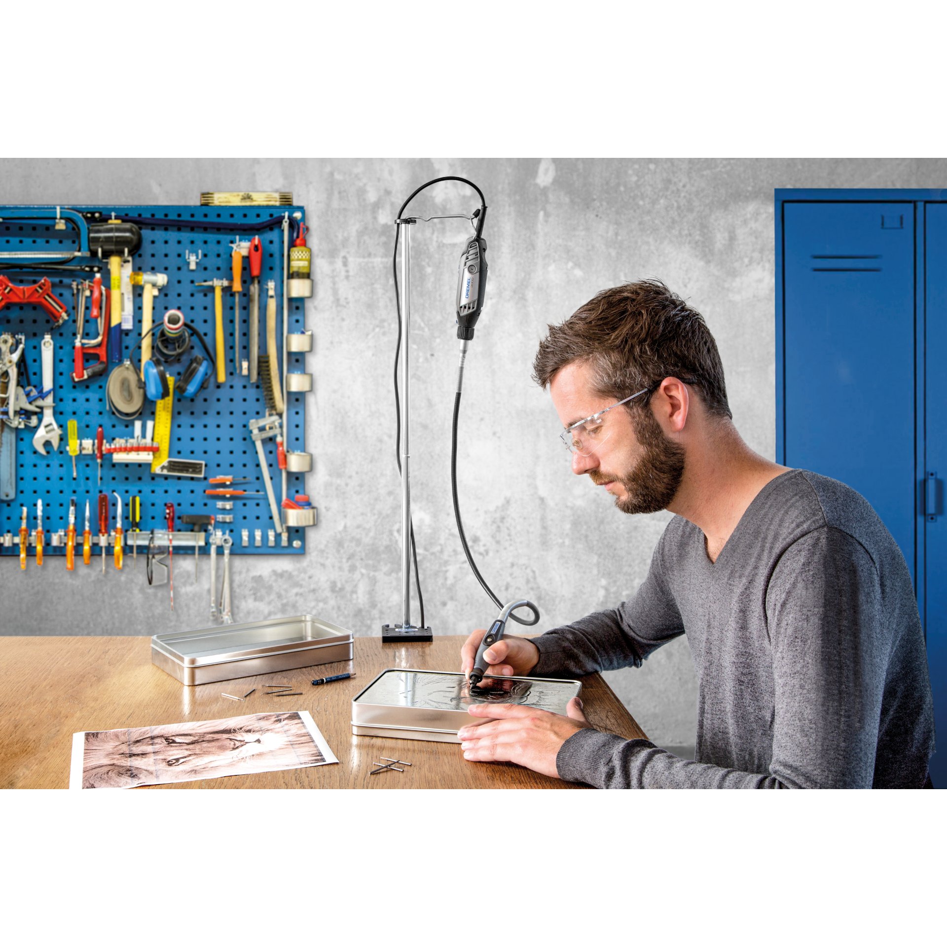 DREMEL® Werkzeugständer zum Aufhängen der biegsamen Welle