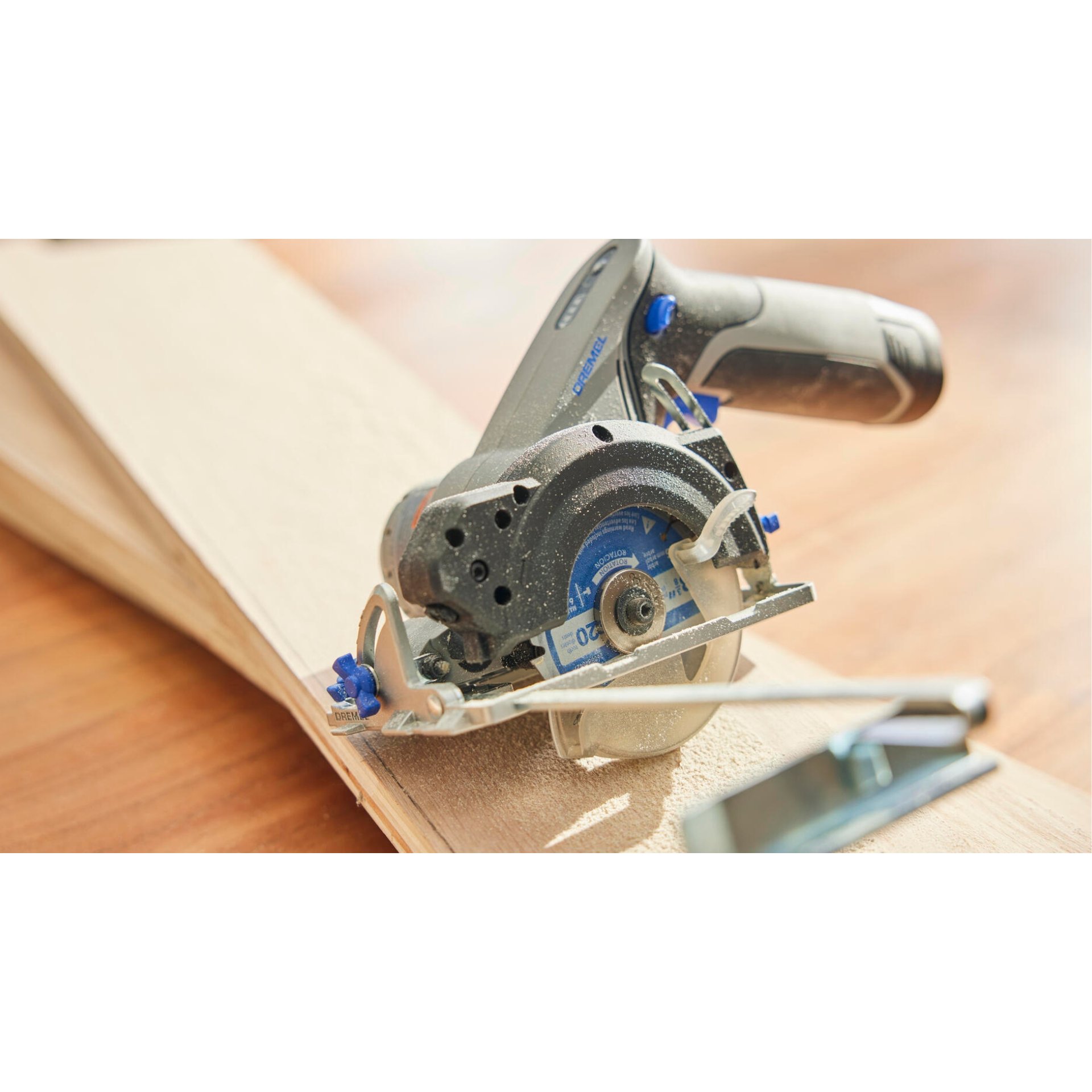 DREMEL® Blueprint Akku-Kompaktsäge 12V