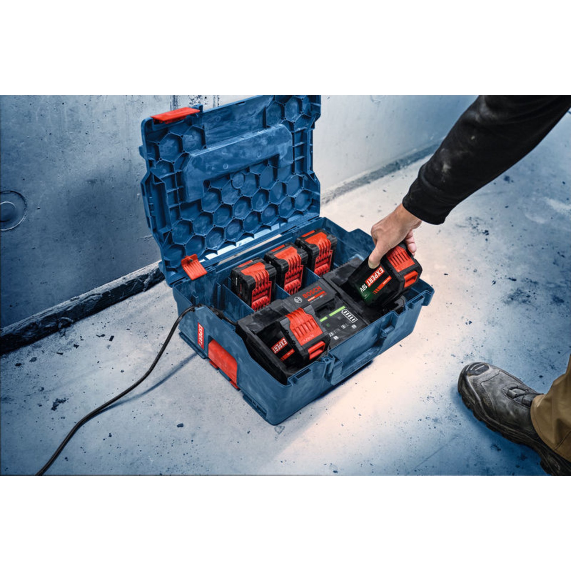 Ladegerät EXAL18V2-320