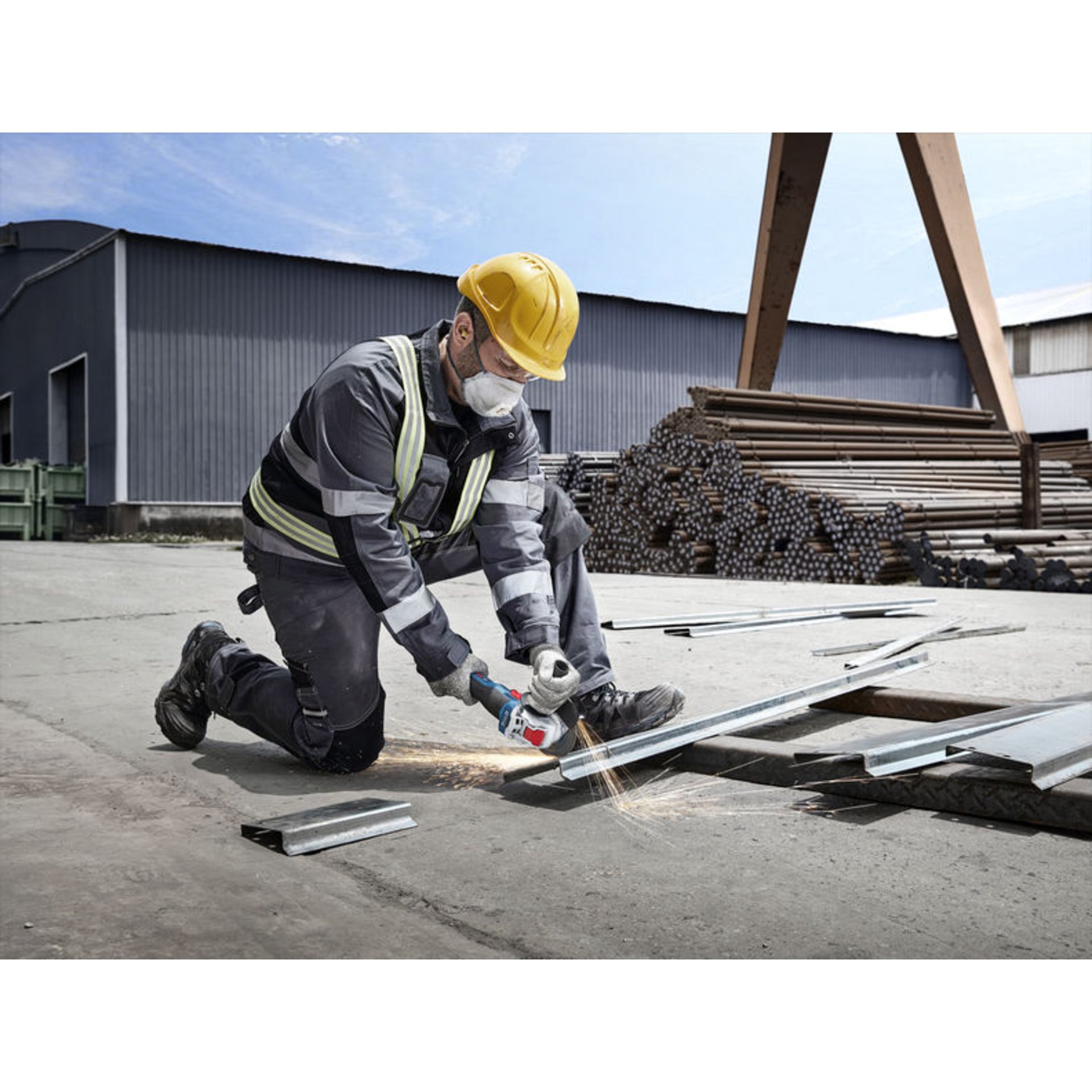 Winkelschleifer mit X-LOCK GWX 18V-8 in L-BOXX