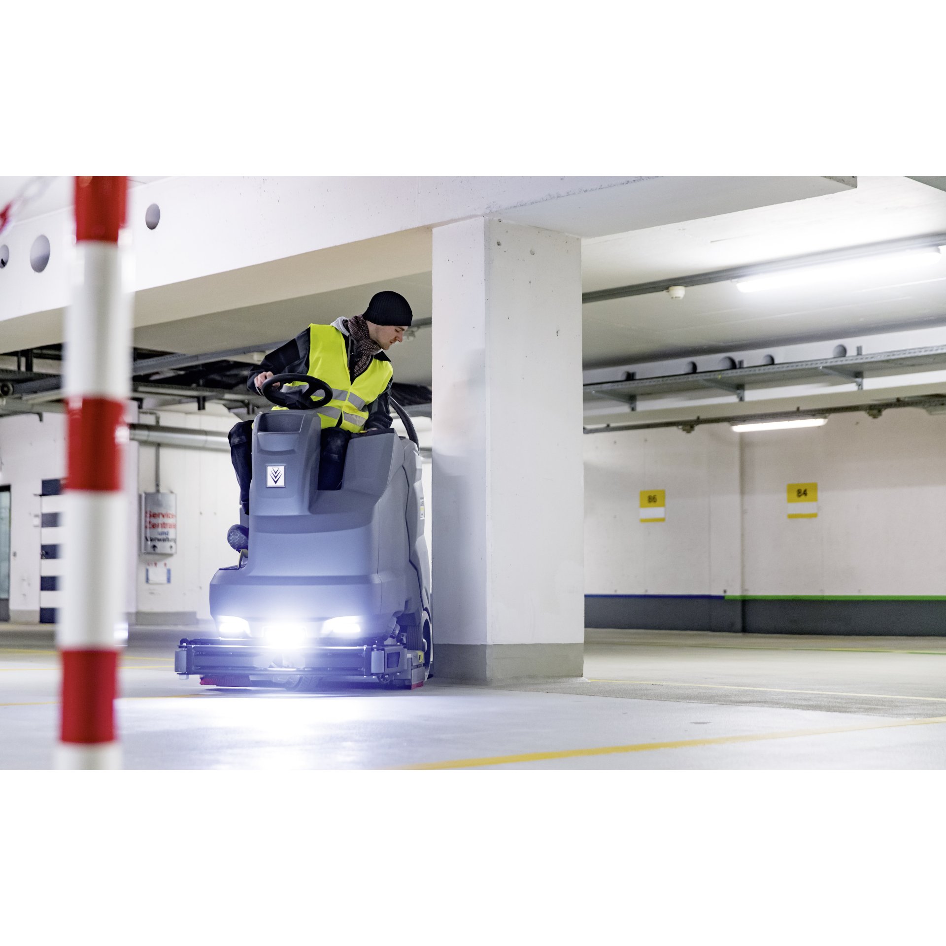 Kärcher Aufsitz-Scheuersaugmaschine B 150 RBpPackAdvDoseFleetSB+240AhWet+R85