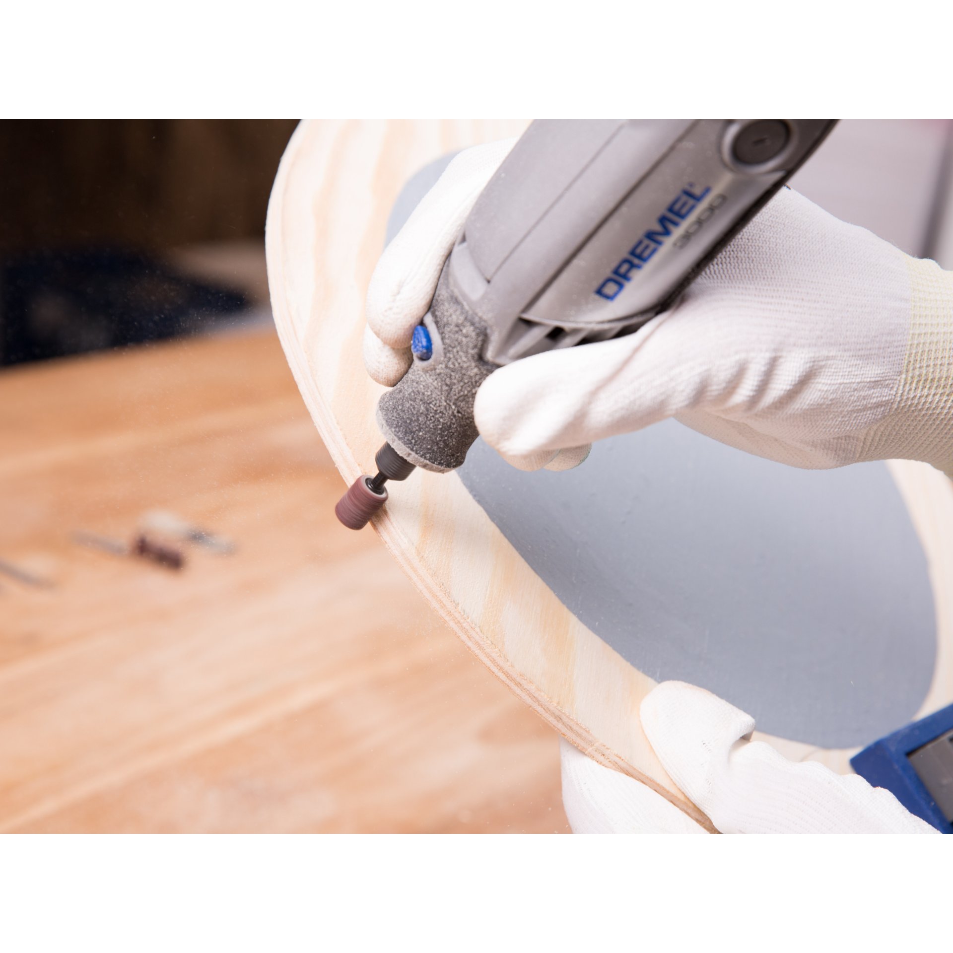 DREMEL® 3000-15 Multifunktionswerkzeug (130 W) mit 15 Zubehöre