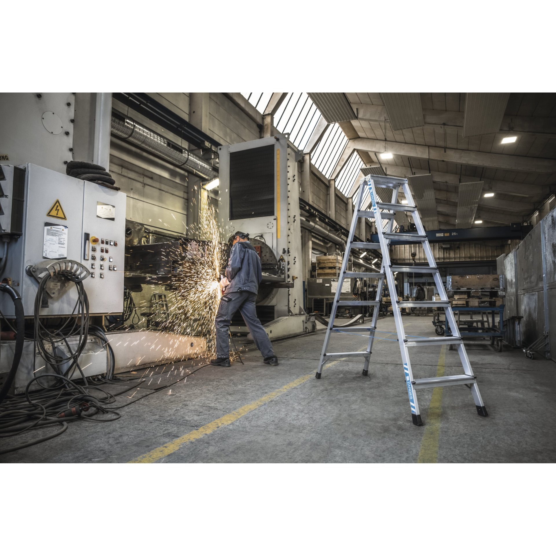 XLstep B - LM-Stufen-Stehleiter 2 x 4 Stufen