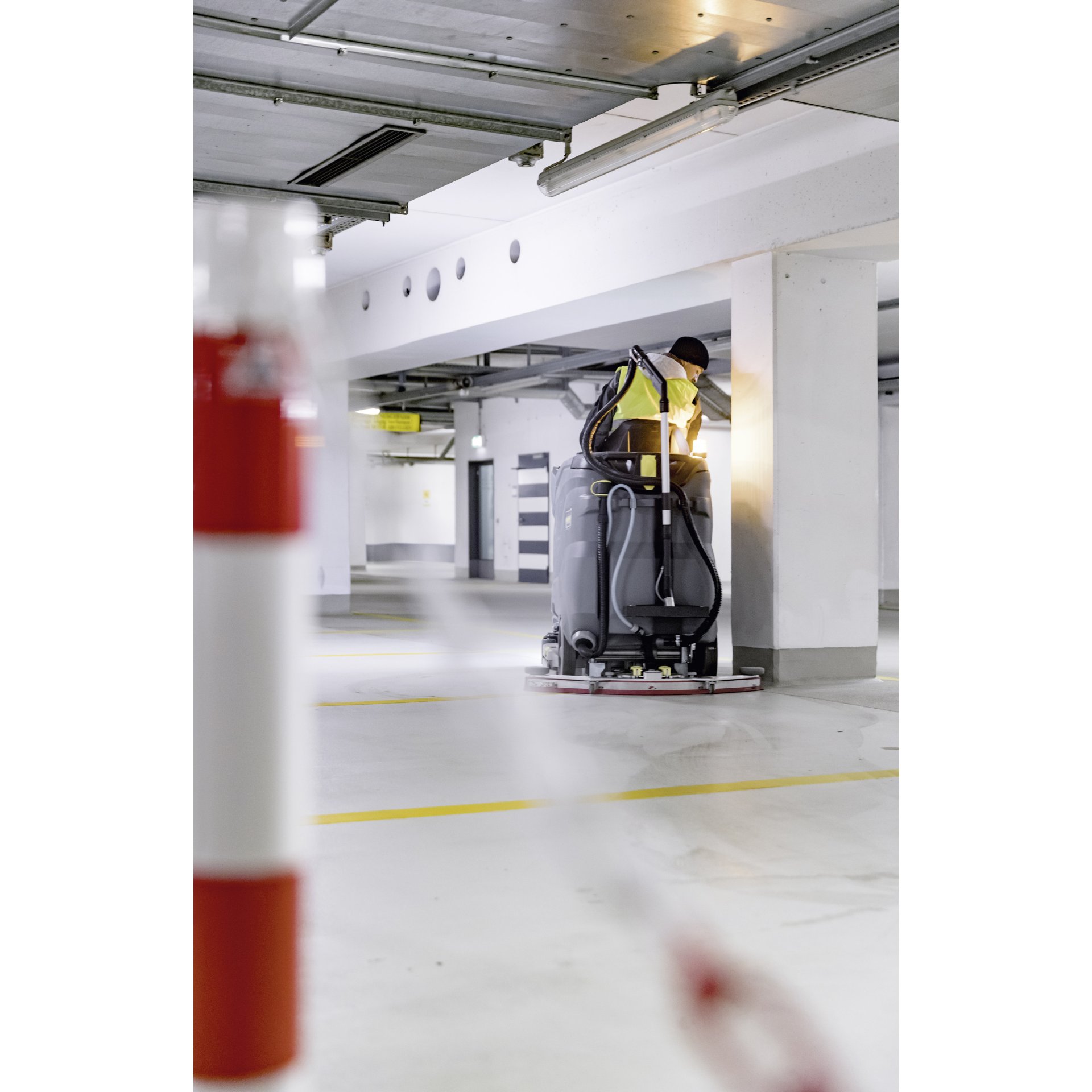Kärcher Aufsitz-Scheuersaugmaschine B 150 R Bp Pack+170Ah AGM+D 90